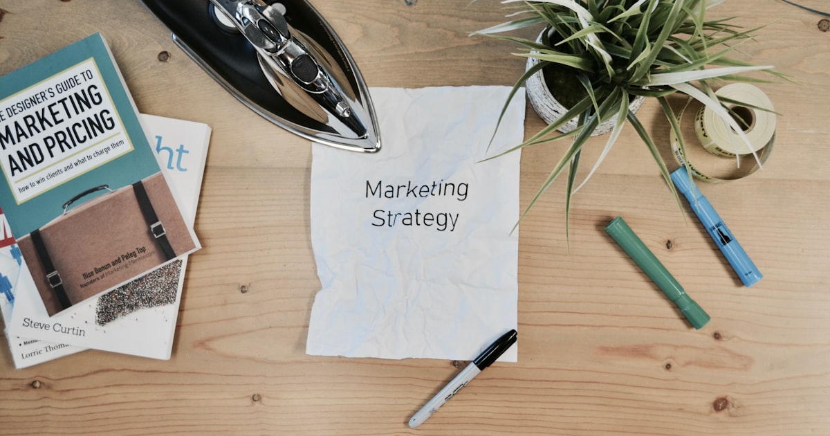 Marketing funnel diagram on a screen representing lead generation tracking from form to customer